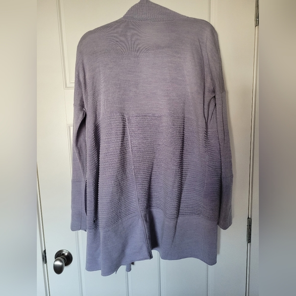 Lululemon Sit in Lotus Wrap - Picture 5 of 5